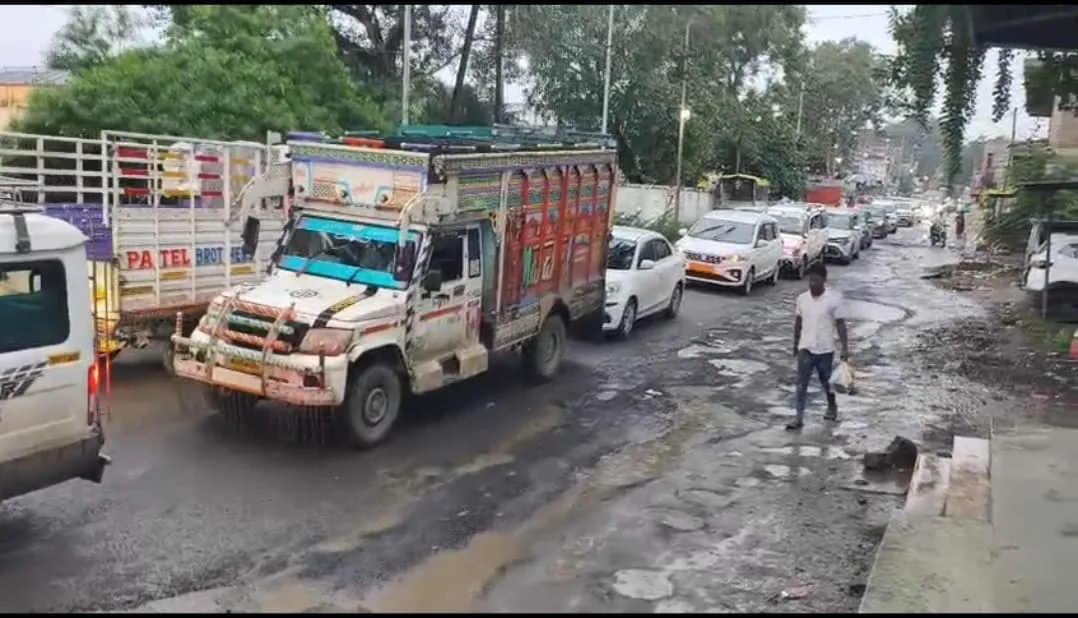 बलवाड़ा में लगातार तीसरे दिन जाम