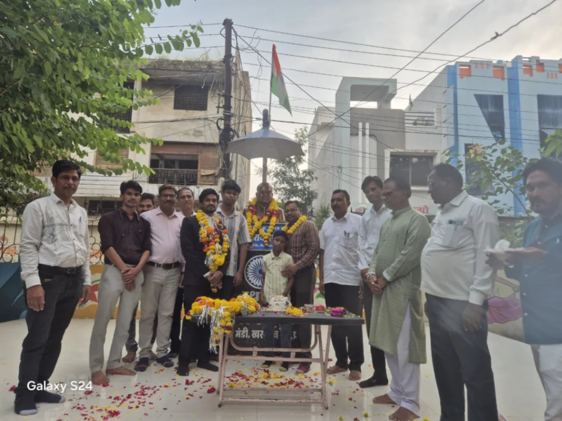 सामाजिक कार्यकर्ता भूरिया एवं वर्मा का जन्मदिन